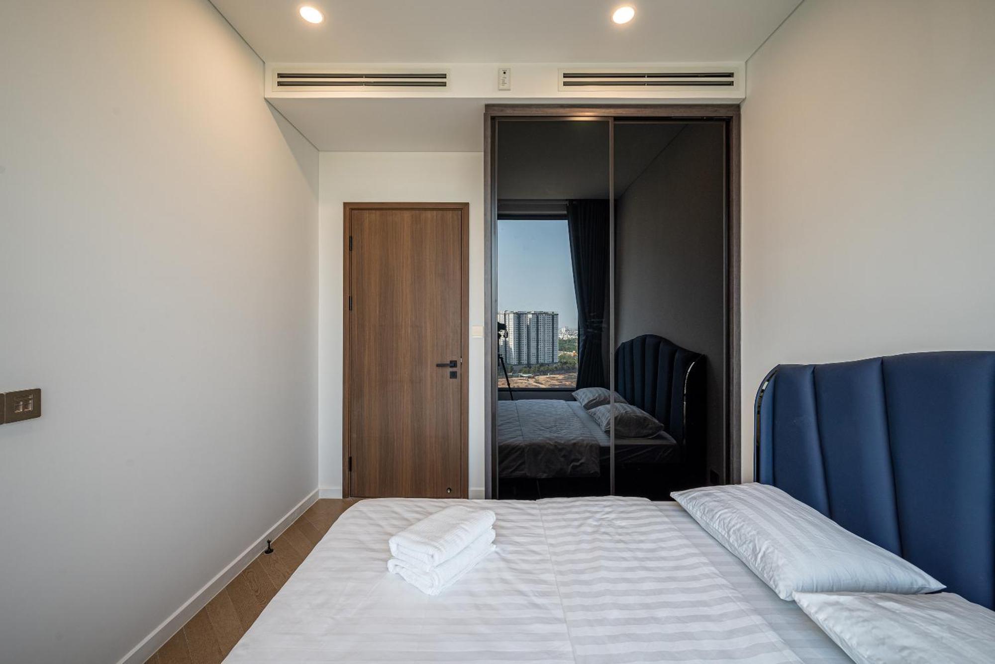 Lumiere Riverside Condotel In Hcmc Ho Chi Minh City Exterior photo