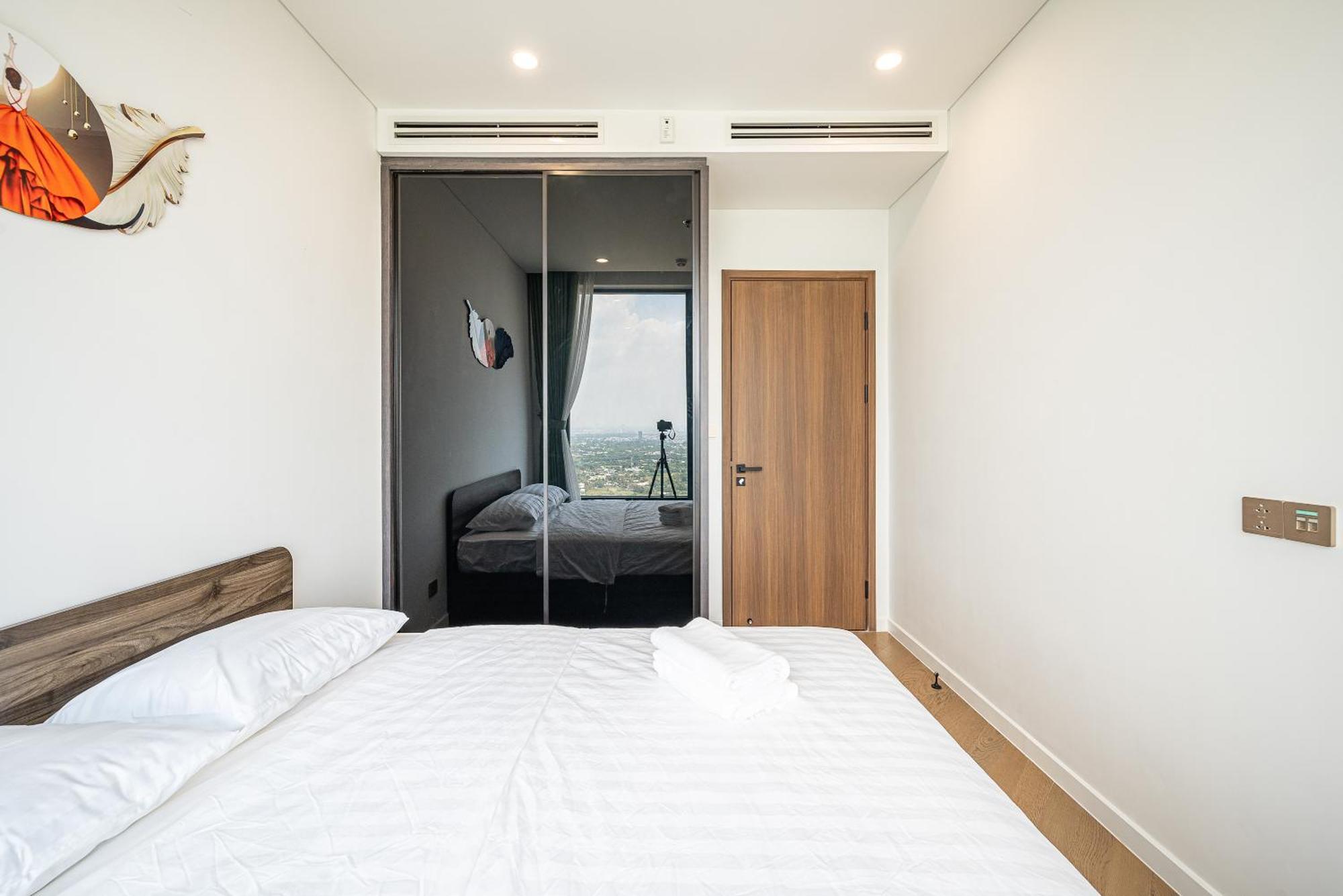Lumiere Riverside Condotel In Hcmc Ho Chi Minh City Exterior photo